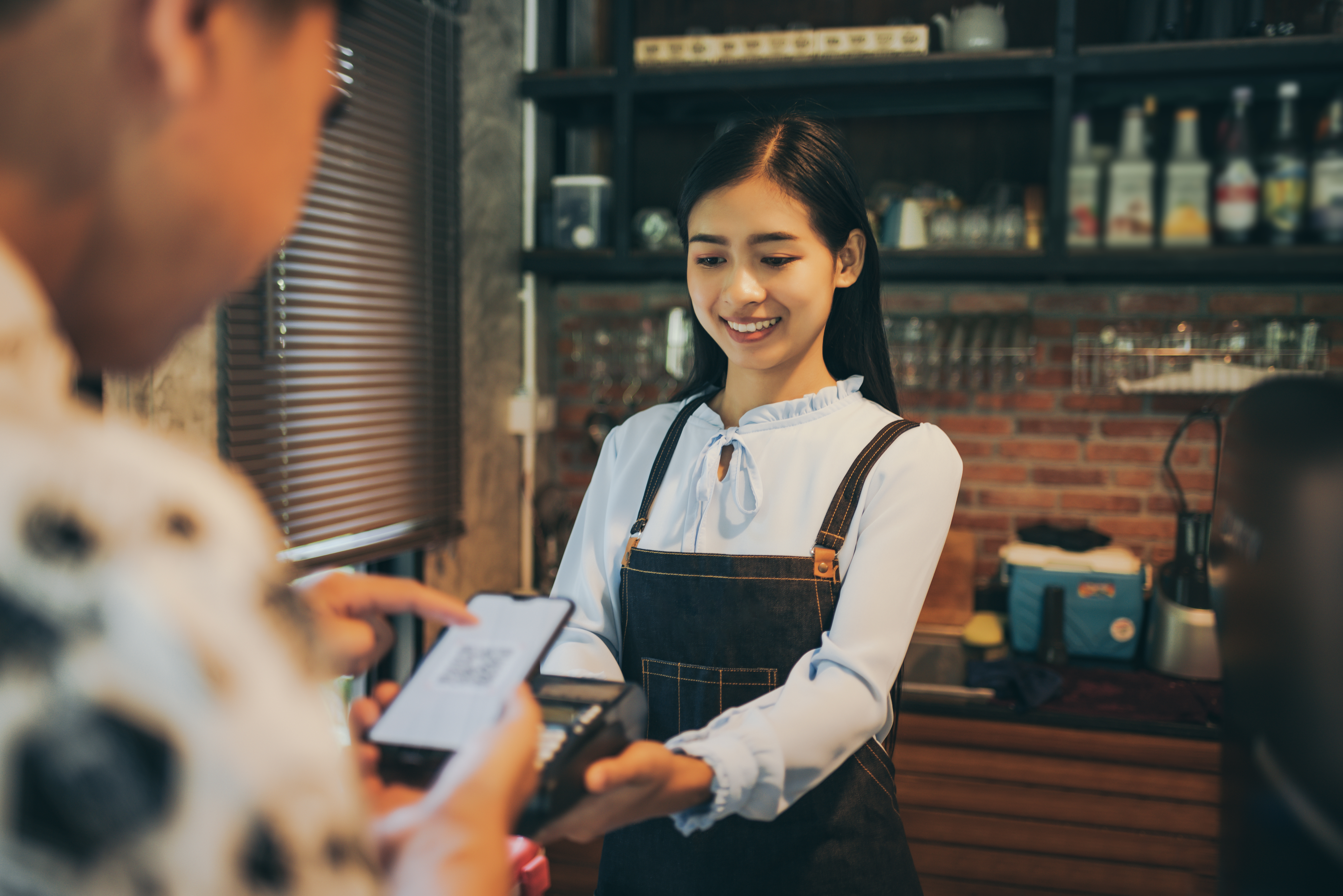 5 Tips for Capturing the Loyalty of Your Store's Walk-in Customers